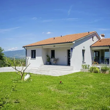 Villa Milena In Blaskovici - Haus Fuer 8 Personen *