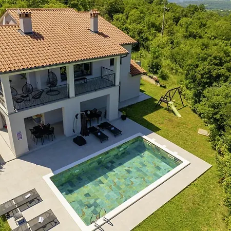 Villa Milena In Blaskovici - Haus Fuer 8 Personen Polje Cepic