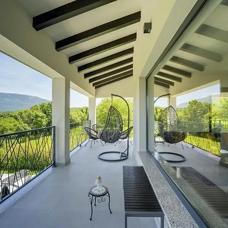 Villa Milena In Blaskovici - Haus Fuer 8 Personen *